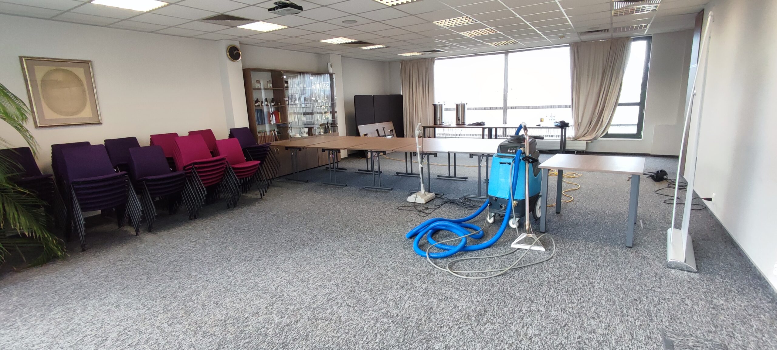 Czyste biuro w Warszawie