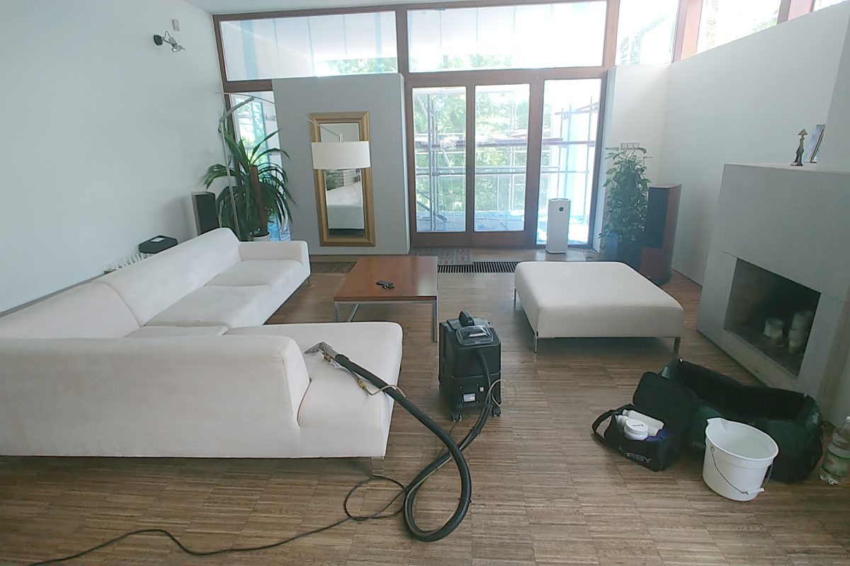 Pranie białego narożnika