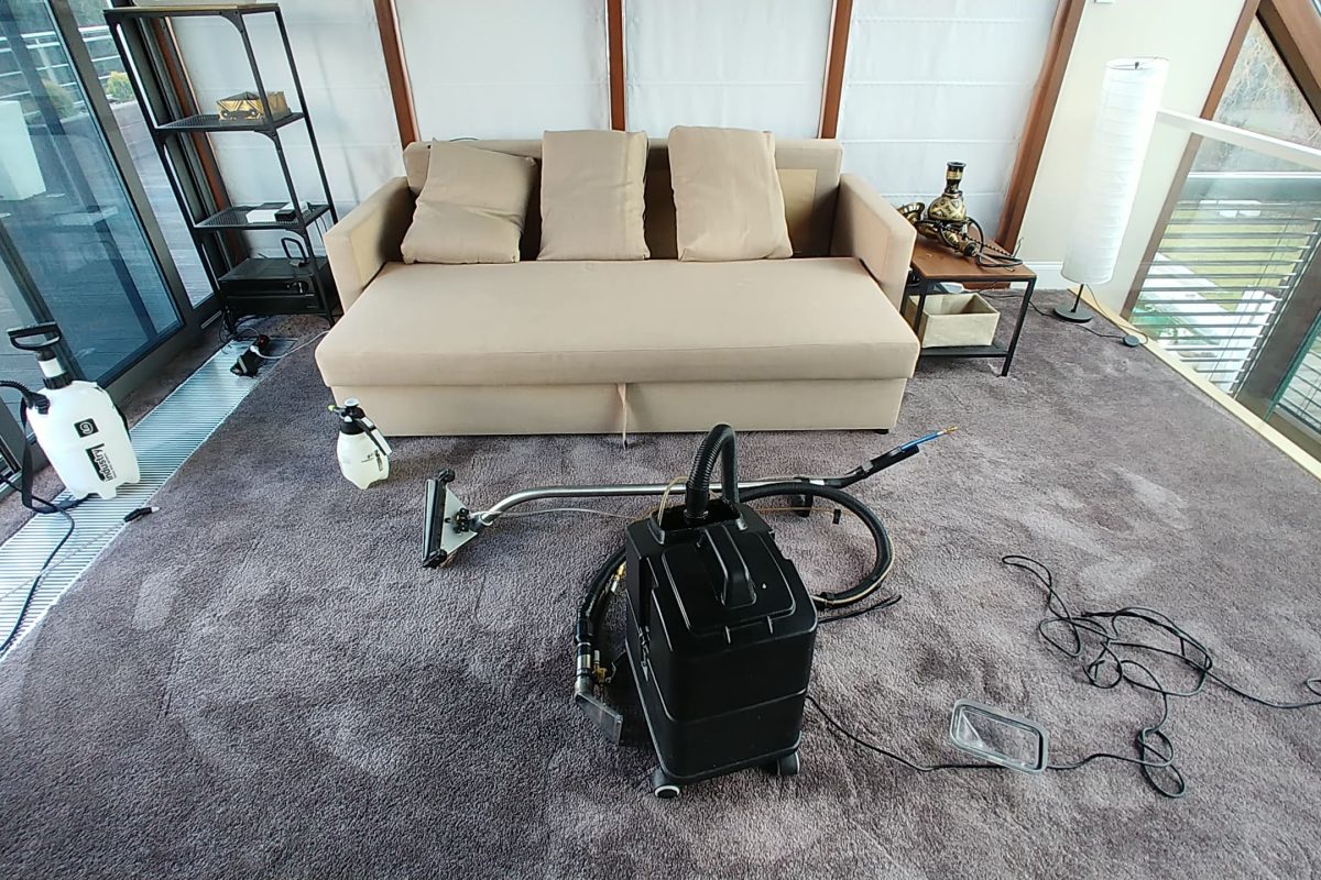 Pranie białego narożnika